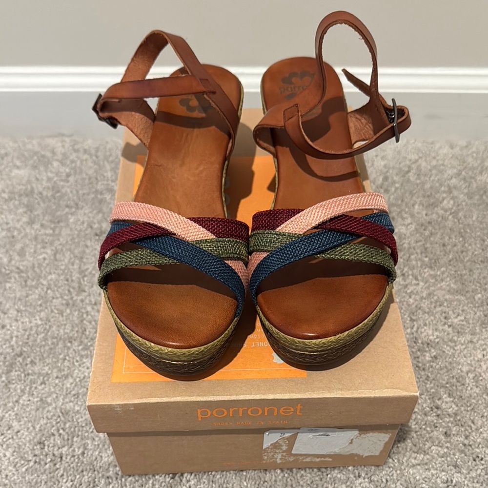 Women's Multicolor Sandals